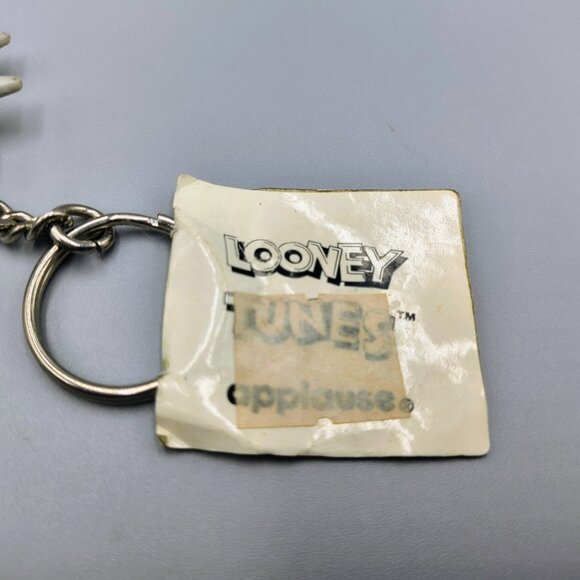 Bugs Bunny Keychain Key Ring Carrot Hanging on Rope Applause Vintage NWT - Picture 9 of 10